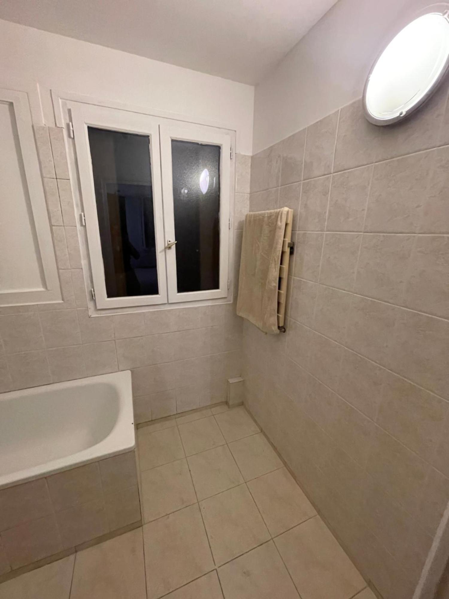 Appartement Proche Paris 阿让特伊 外观 照片